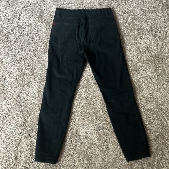 EUC URBAN OUTFITTERS BDG TWIG HIGH RISW CROPPED BLACK JEANS, size 27 - Picture 4 of 6